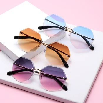 2021 Женская мода Металлическая оправа Линзы для огранки алмазов Солнцезащитные очки Многоцветные Очки с защитой от UV400 Новые Солнцезащитные очки Без оправы