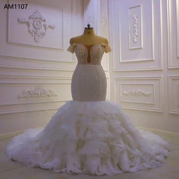 AM1107 Свадебные платья русалки с открытыми плечами и жемчугом в оборках. 4
