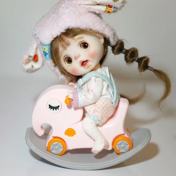 Милая миниатюрная кукольная лошадка-качалка в масштабе 1/12, мини-игрушка для кукольного домика OB11, аксессуары для кукольного домика, игрушка 4