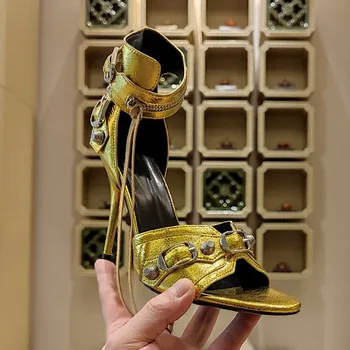 Новейшие весенне-летние сандалии 2023 года, женская обувь из натуральной кожи, острый носок, Однотонная пряжка, металлический декор, Лаконичный Модный Элегантный