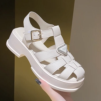 Обувь Женские сандалии с закрытым носком 2023 Летние женские туфли на танкетке с пряжкой, однотонные модные женские туфли-гладиаторы на плоской подошве для девочек 3