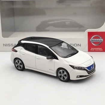 Оригинальный Литой под давлением сплав 1/43 2019 Nissan Leaf Pure Модель электромобиля Белая взрослая классическая коллекция Статический дисплей Игрушка для мальчика 14